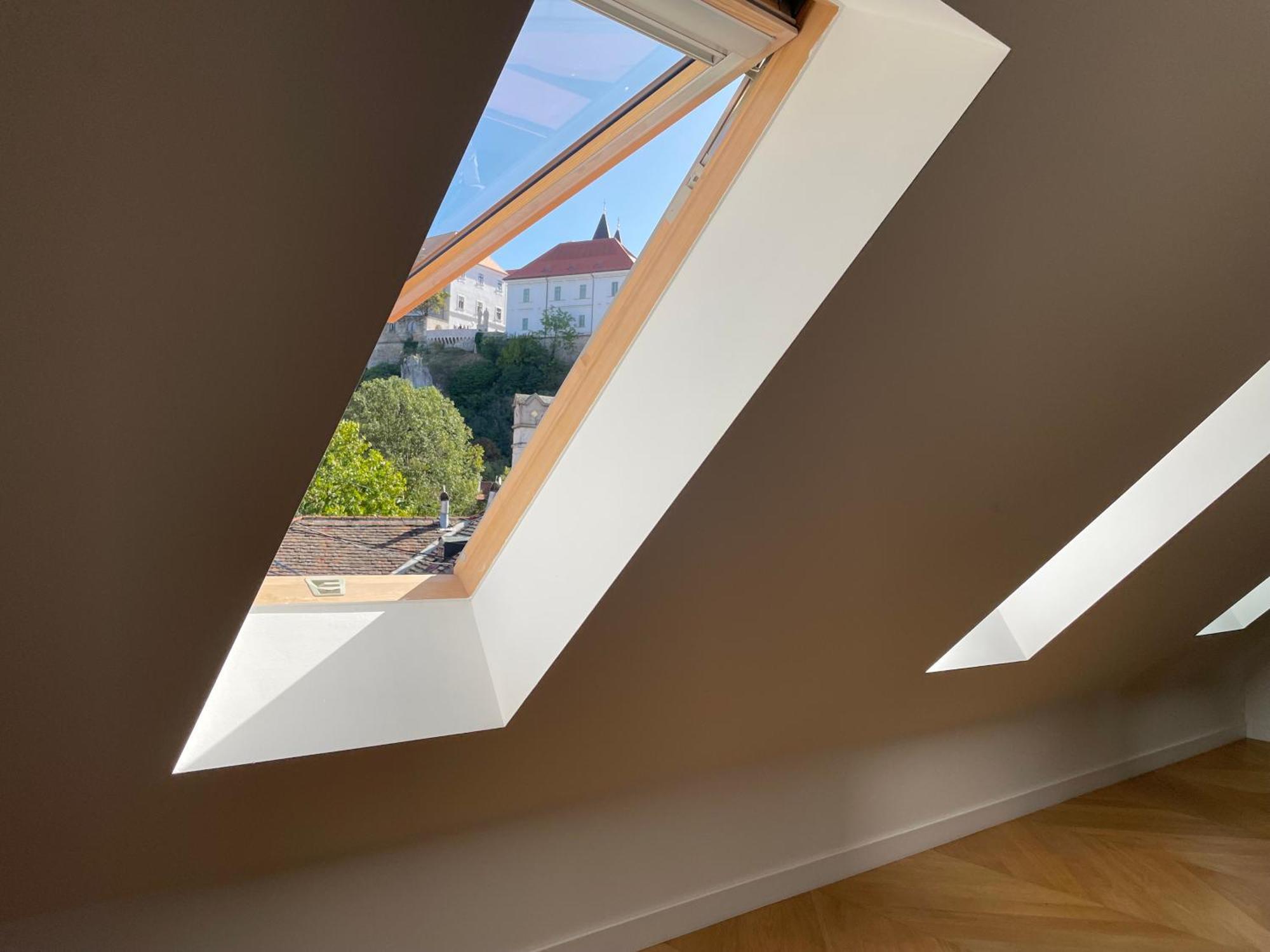 Frida Apartman, Exkluziv Varpanoramaval, A Belvaros Sziveben, Ingyenes Parkolassal Veszprém Buitenkant foto