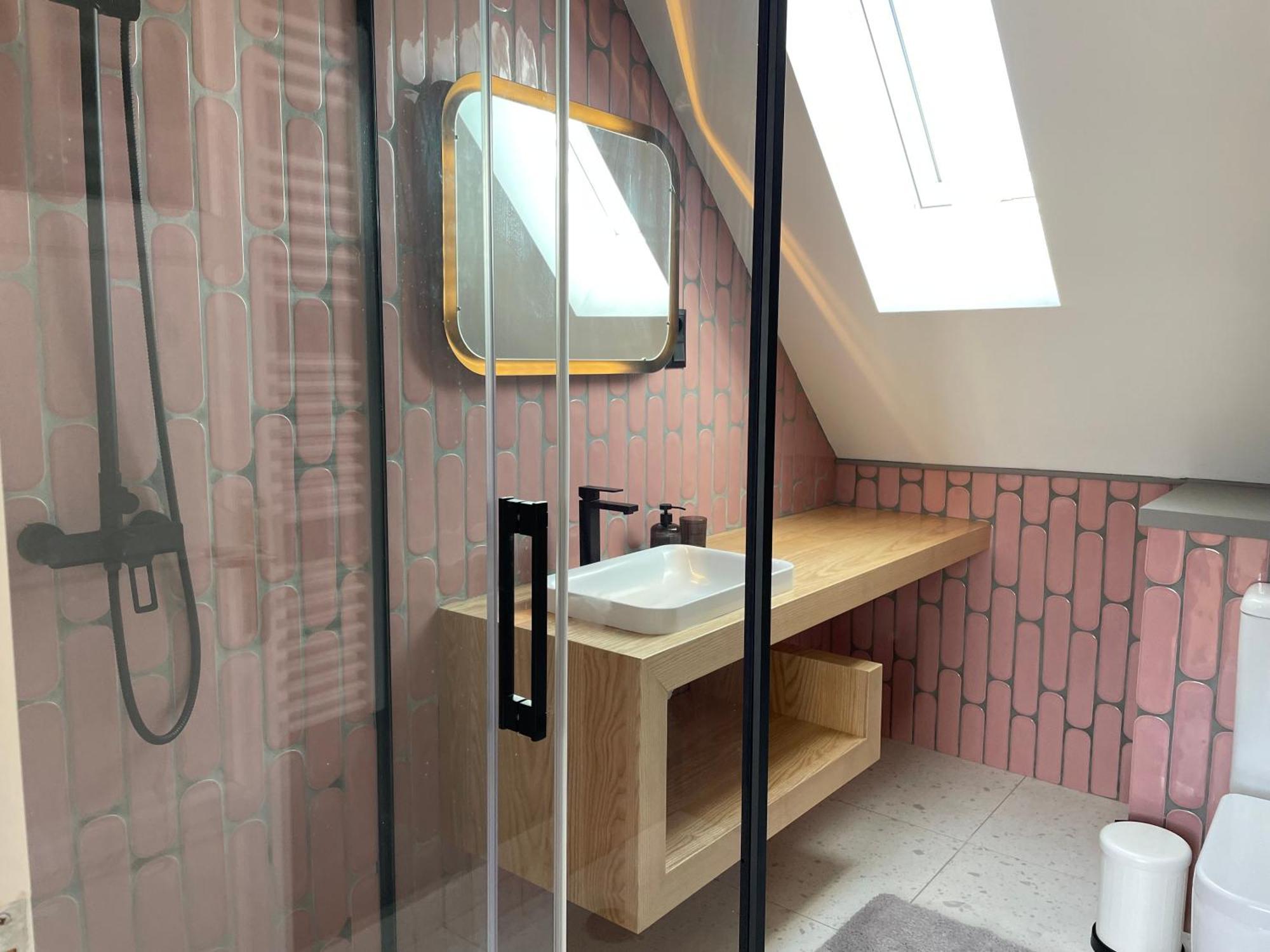 Frida Apartman, Exkluziv Varpanoramaval, A Belvaros Sziveben, Ingyenes Parkolassal Veszprém Buitenkant foto
