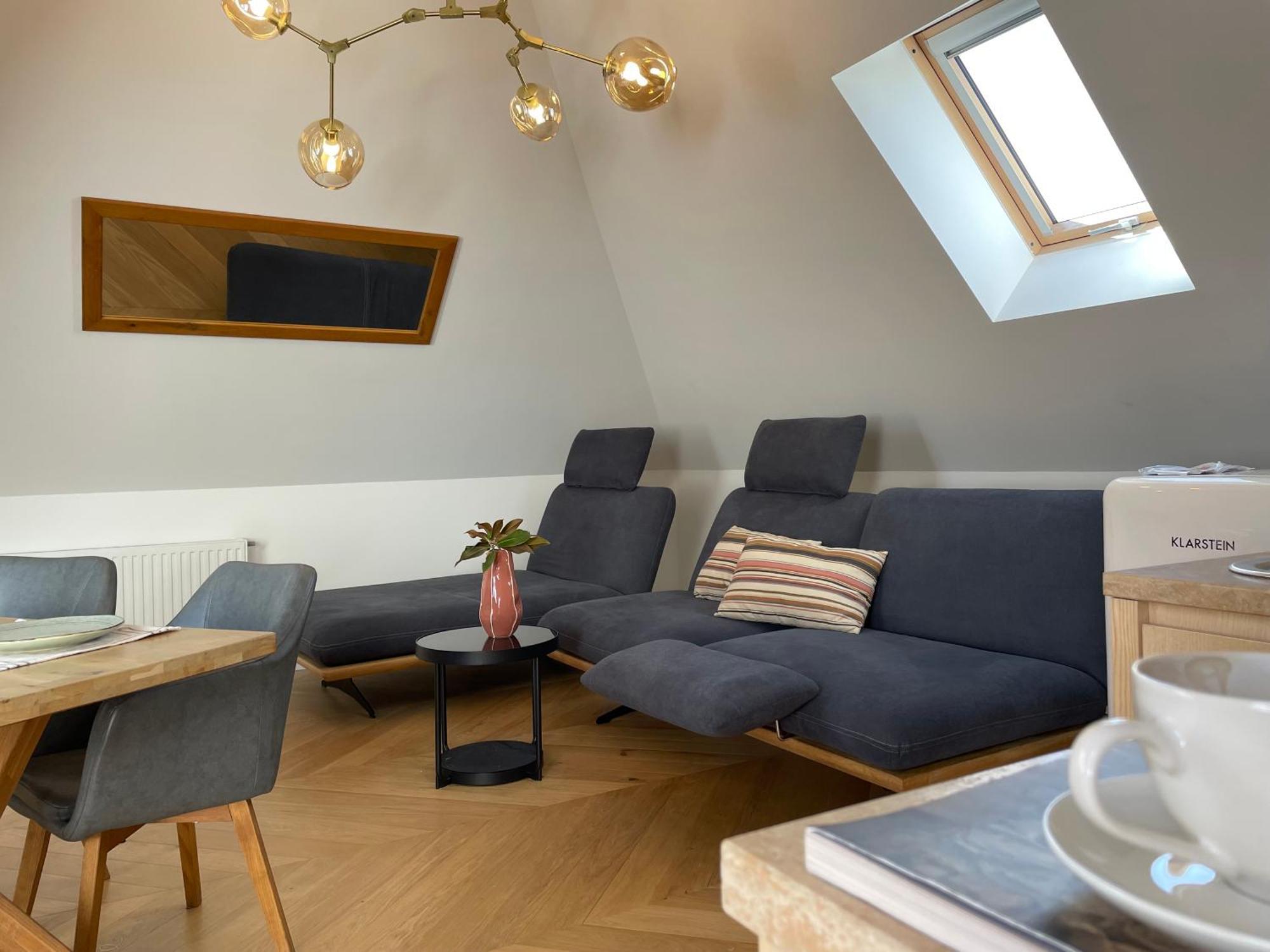 Frida Apartman, Exkluziv Varpanoramaval, A Belvaros Sziveben, Ingyenes Parkolassal Veszprém Buitenkant foto