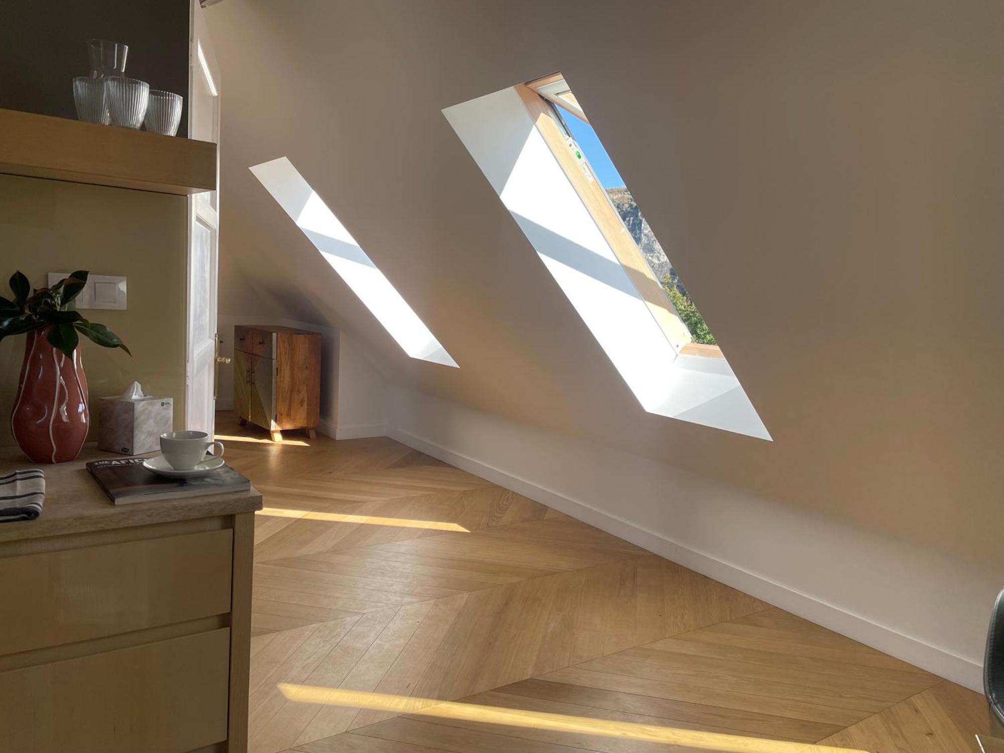 Frida Apartman, Exkluziv Varpanoramaval, A Belvaros Sziveben, Ingyenes Parkolassal Veszprém Buitenkant foto